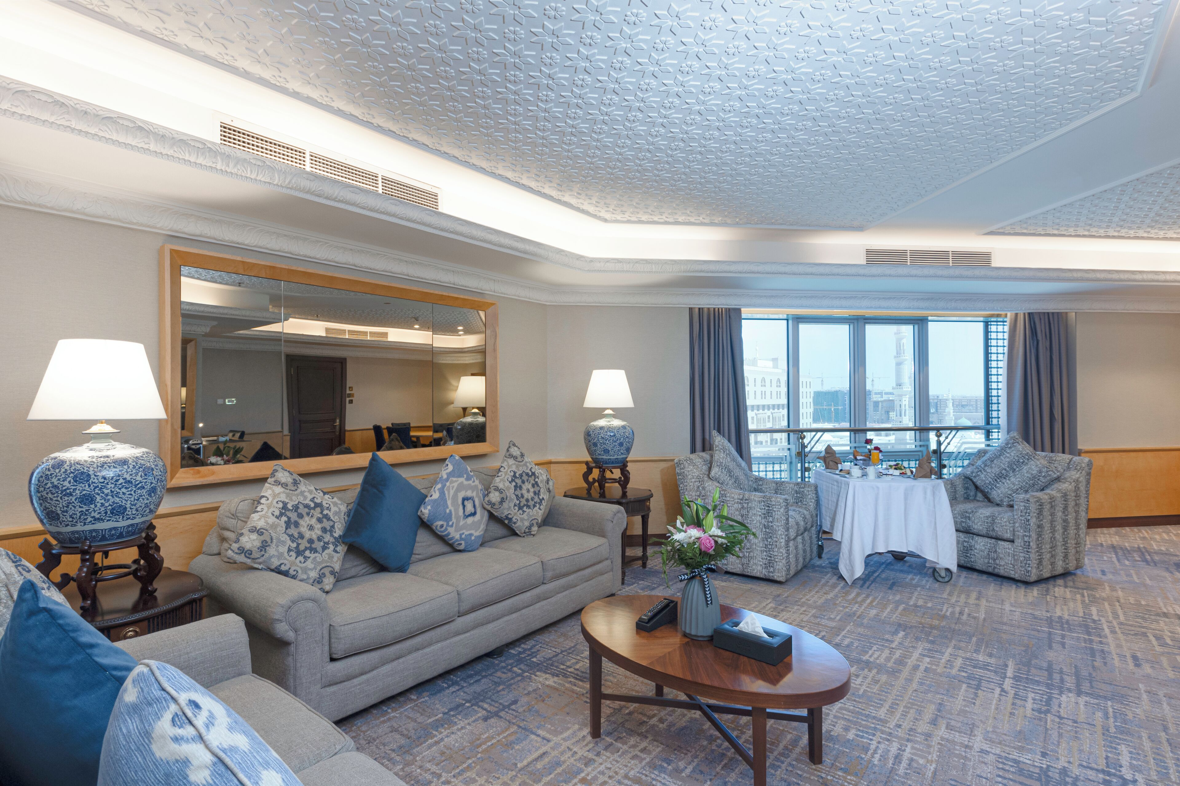 TV màn hình phẳng 