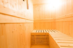 Sauna, aromatherapy, Thai massages - Porwa House (Chiang Mai)