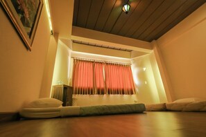 Habitación triple | Camas extra y wifi gratis