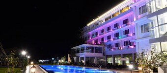 Royal Hinthar Hotel
