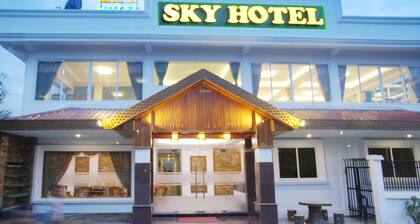 Sky Hotel Hlaing Thar Yar Yangon