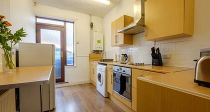 City Road Apartment