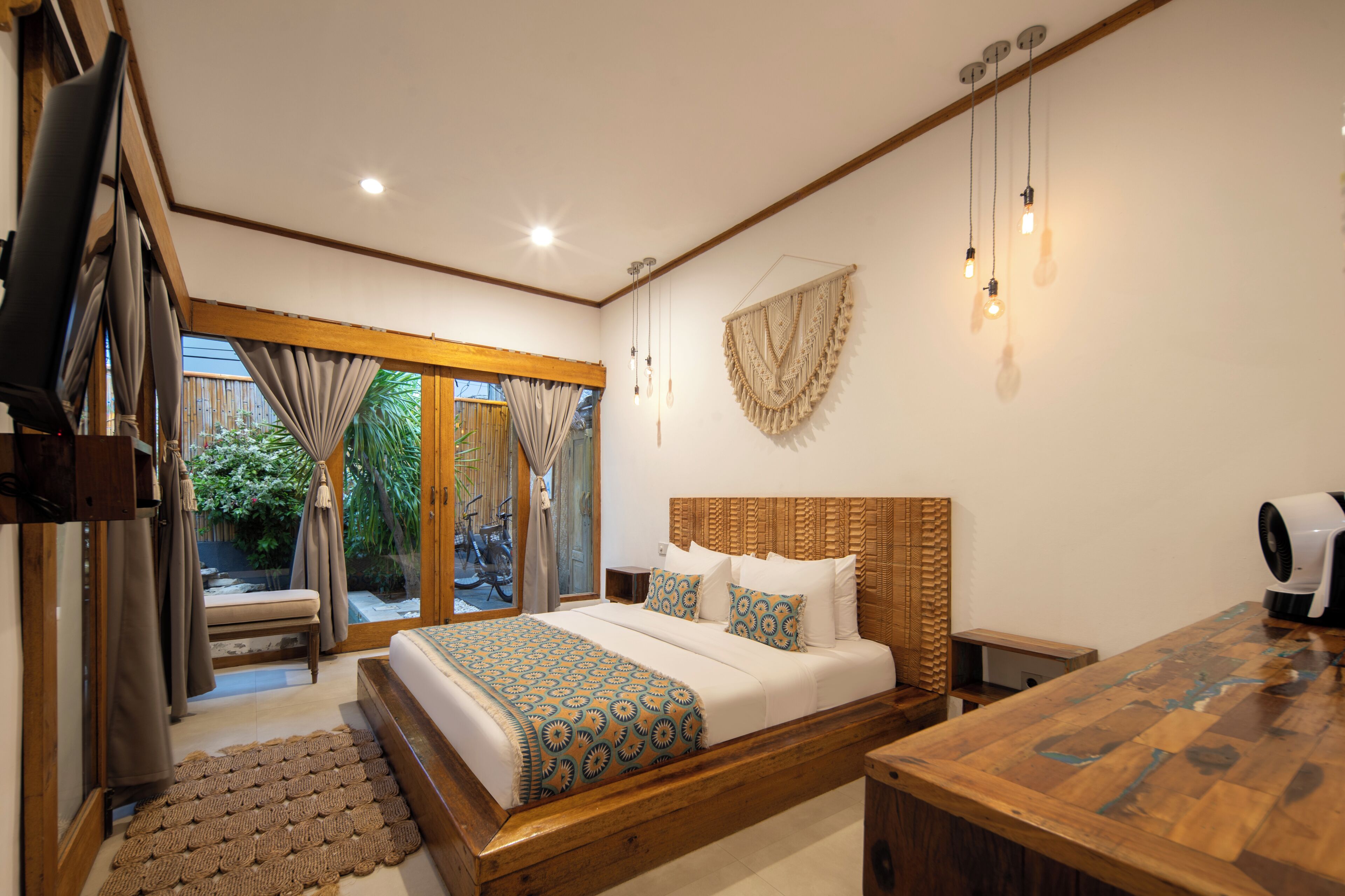 Deluxe Villa, 1 Bedroom, Private Pool | 1 bedroom, premium bedding, memory foam beds, minibar