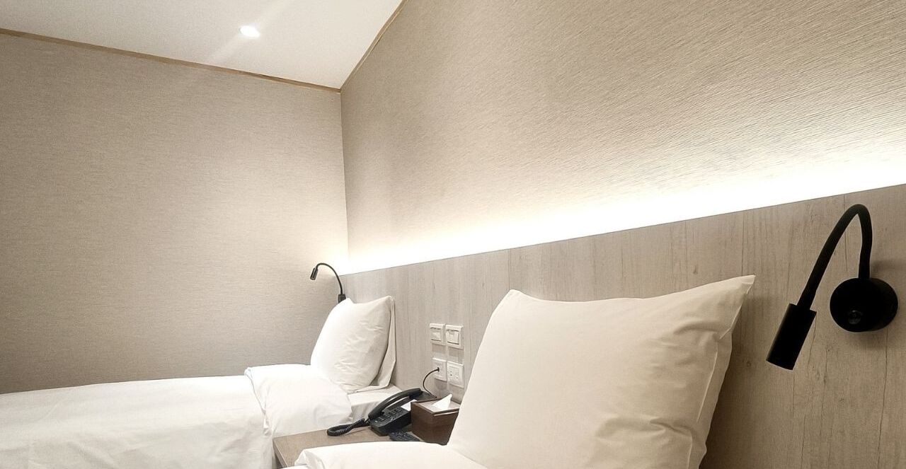 ベーシック ダブルまたはツインルーム | WiFi (無料)、ベッドシーツ