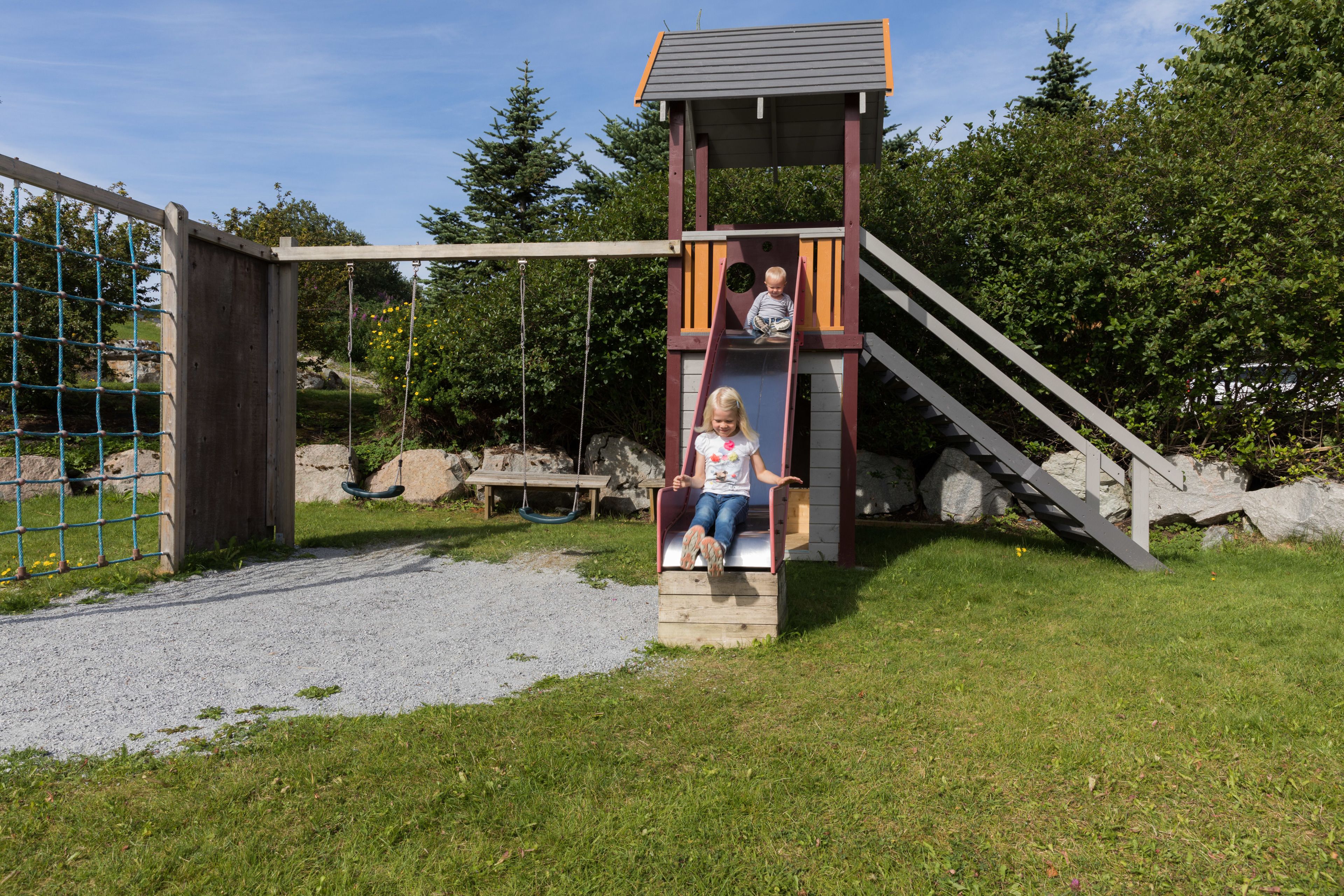 children’s play area – outdoor