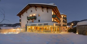 Front of property - Hotel & Alpin Lodge Der Wastlhof (Wildschönau)