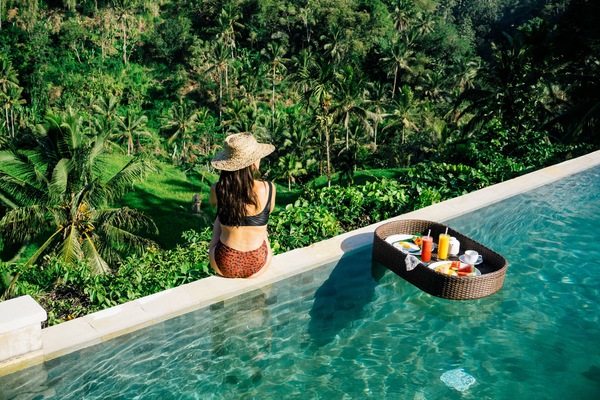 Outdoor pool, sun loungers