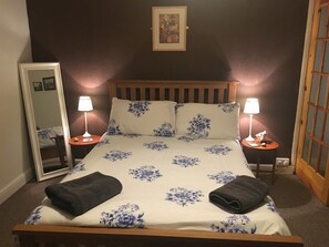 Lägenhet - privat badrum - utsikt mot trädgården (Moray Garden View) | 1 sovrum