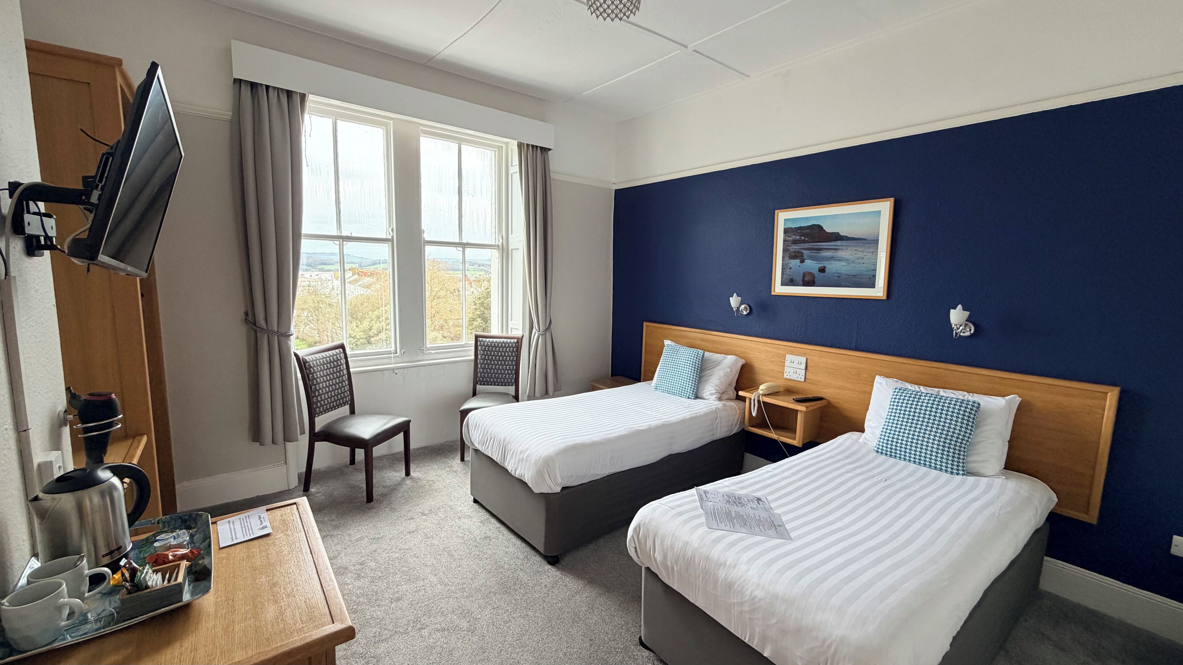 Standard Twin Room, 2 Single Beds, Sea View | Hypo-allergenic bedding, desk, blackout curtains, iron/ironing board
