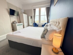 Deluxe Double Room, 1 King Bed, Sea View | Hypo-allergenic bedding, desk, blackout drapes, iron/ironing board - Manor Hotel (Exmouth)