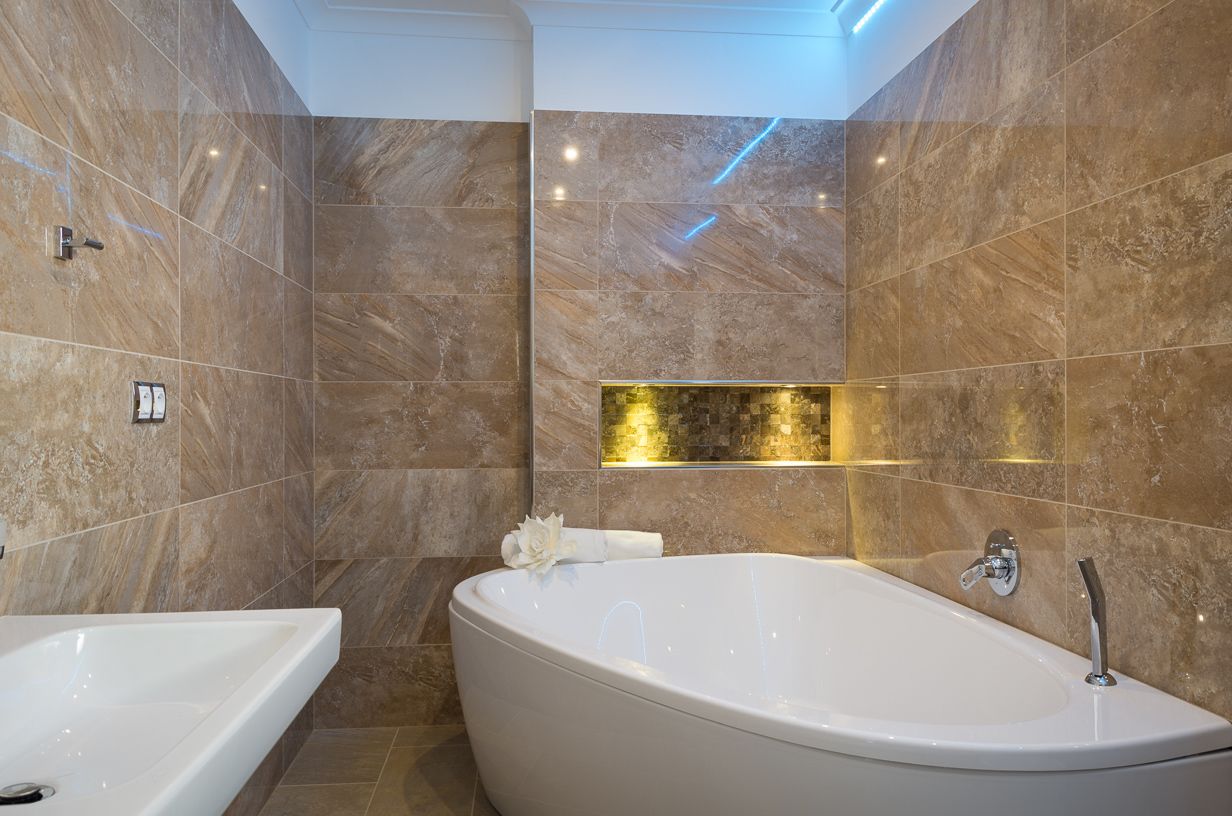 Bathtub besar