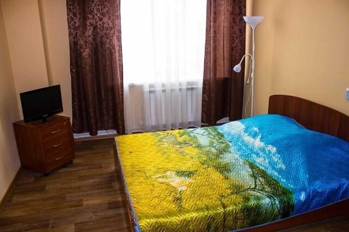 Comfort Double Room | Hypo-allergenic bedding, in-room safe, desk, iron/ironing board