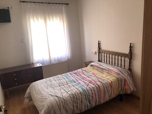Standard Single Room, Shower | Free WiFi, bed sheets