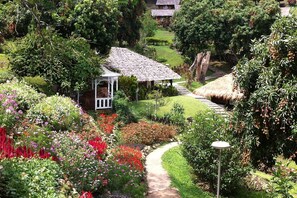 Garden - Mae-Sa Valley Farm Stay Resort (Mae Rim)