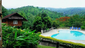 Kolam renang terbuka 