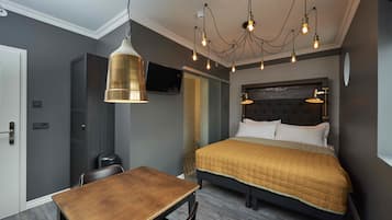 Small Studio (with Private Parking Space) | Desk, blackout drapes, iron/ironing board, cribs/infant beds