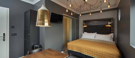 Small Studio (with Private Parking Space) | Desk, blackout drapes, iron/ironing board, cribs/infant beds