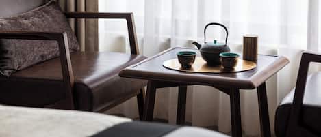 1 bedroom, free minibar items, in-room safe, free WiFi