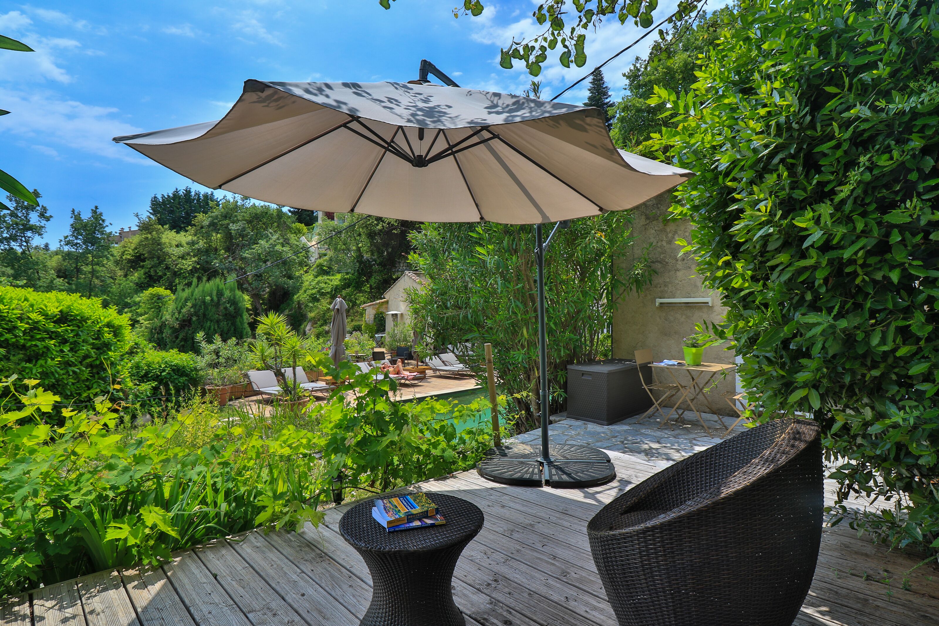 Comfort Double Room, 1 Double Bed, Non Smoking, Sea View (Chambre Rose) | Terrace/patio