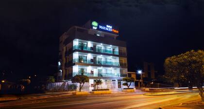 Hotel Mayales Plaza