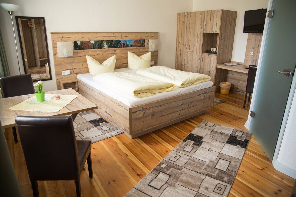 Double Room | Premium bedding, minibar, in-room safe, desk