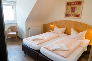 Double Room (Main Building) | Hypo-allergenic bedding, desk, laptop workspace, free WiFi