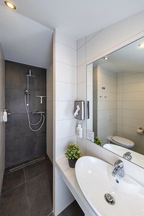 Bathroom - AKZENT Hotel Roter Ochse (Rhens)