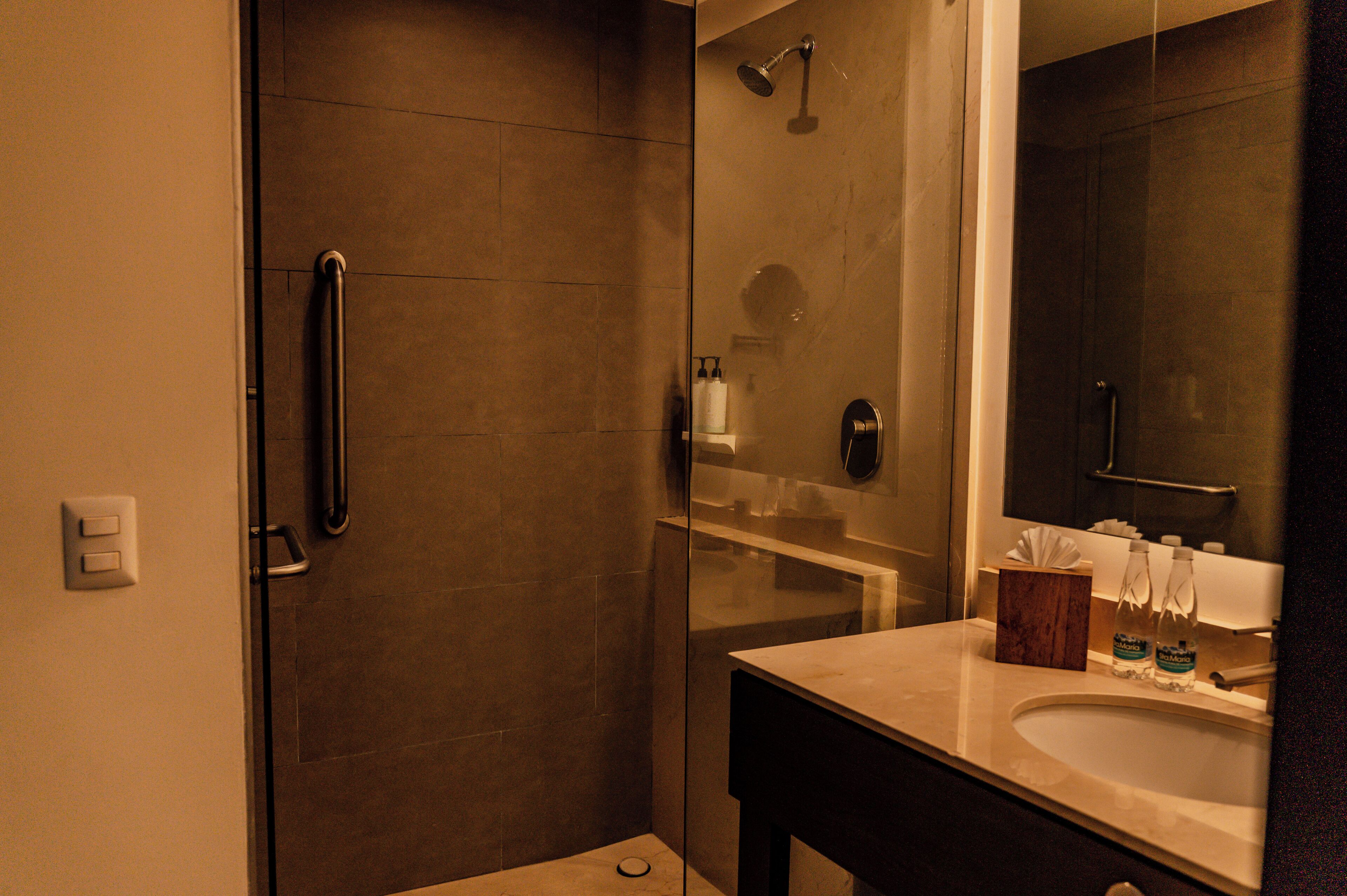 shower, free toiletries, towels