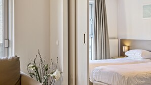 Junior Suite, 1 Bedroom | 1 bedroom, in-room safe, soundproofing, cribs (surcharge) - Belcasa Suitehotel (Middelkerke)