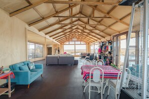 Breakfast, lunch, dinner served; Regional cuisine  - Uros Titicaca Lodge (Puno)