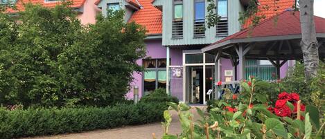 Entrée de l’hébergement