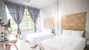 Double Room | WiFi (free) - Casa Bruselas (Guadalajara)