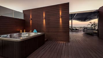 Bain à remous privé