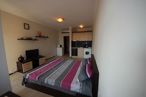 Comfort Studio | Living area