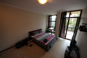 Comfort Studio | Living room | 20-cm TV with cable channels - Menada Crystal Park (Sunny Beach)