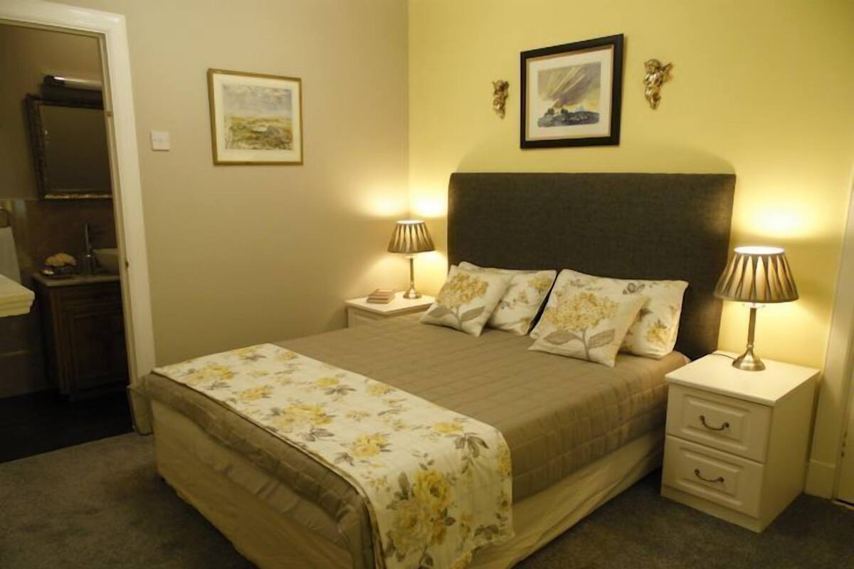 Luxury-Doppelzimmer | Hochwertige Bettwaren, Schreibtisch, schallisolierte Zimmer