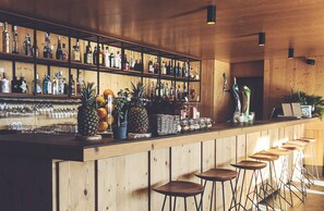 Bar (en la propiedad)