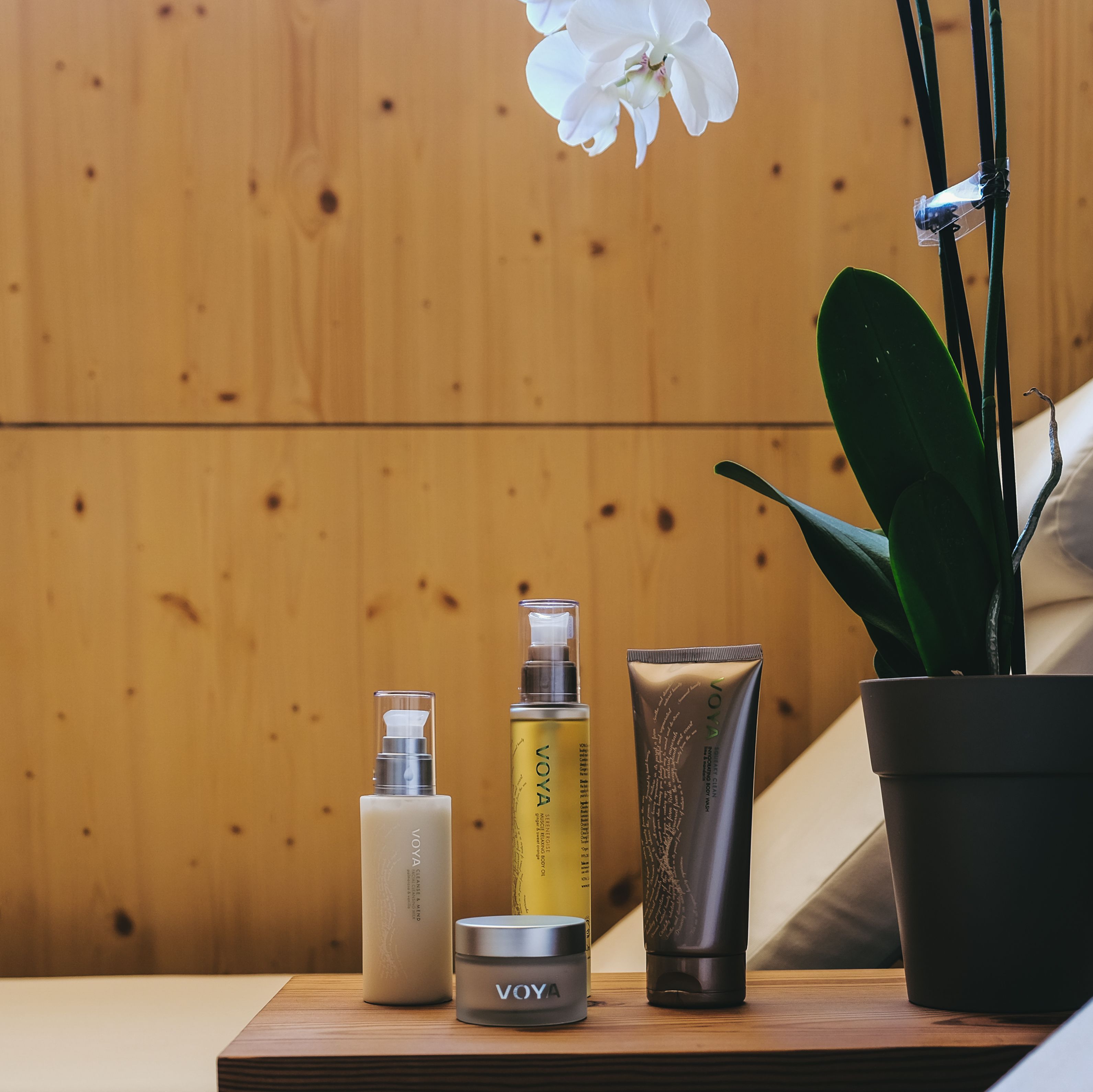 couples treatment room(s), sauna, turkish bath/hammam, body treatments