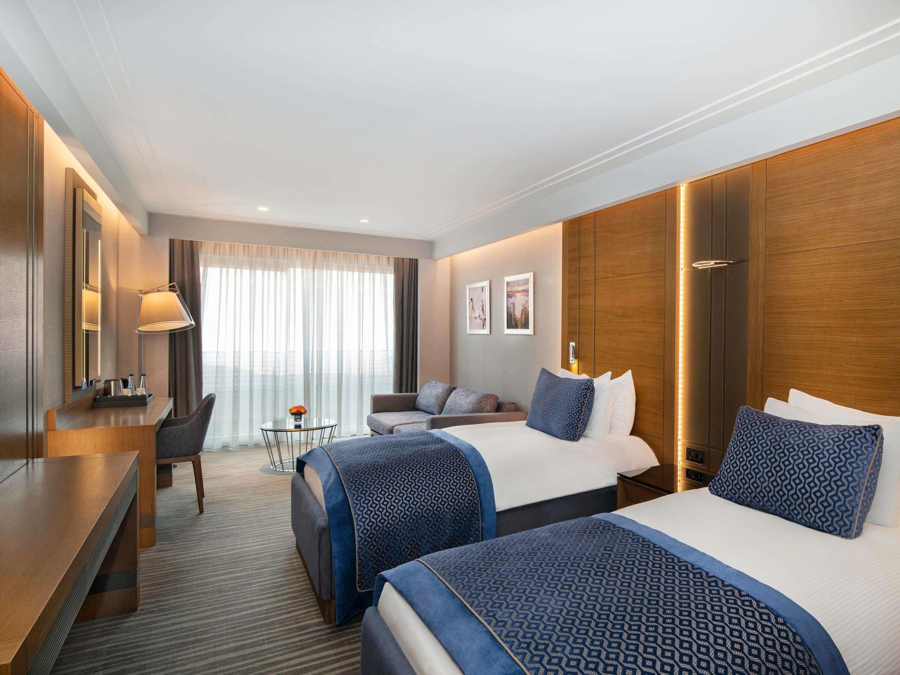 1 slaapkamer, donzen dekbedden, een minibar, een kluis op de kamer