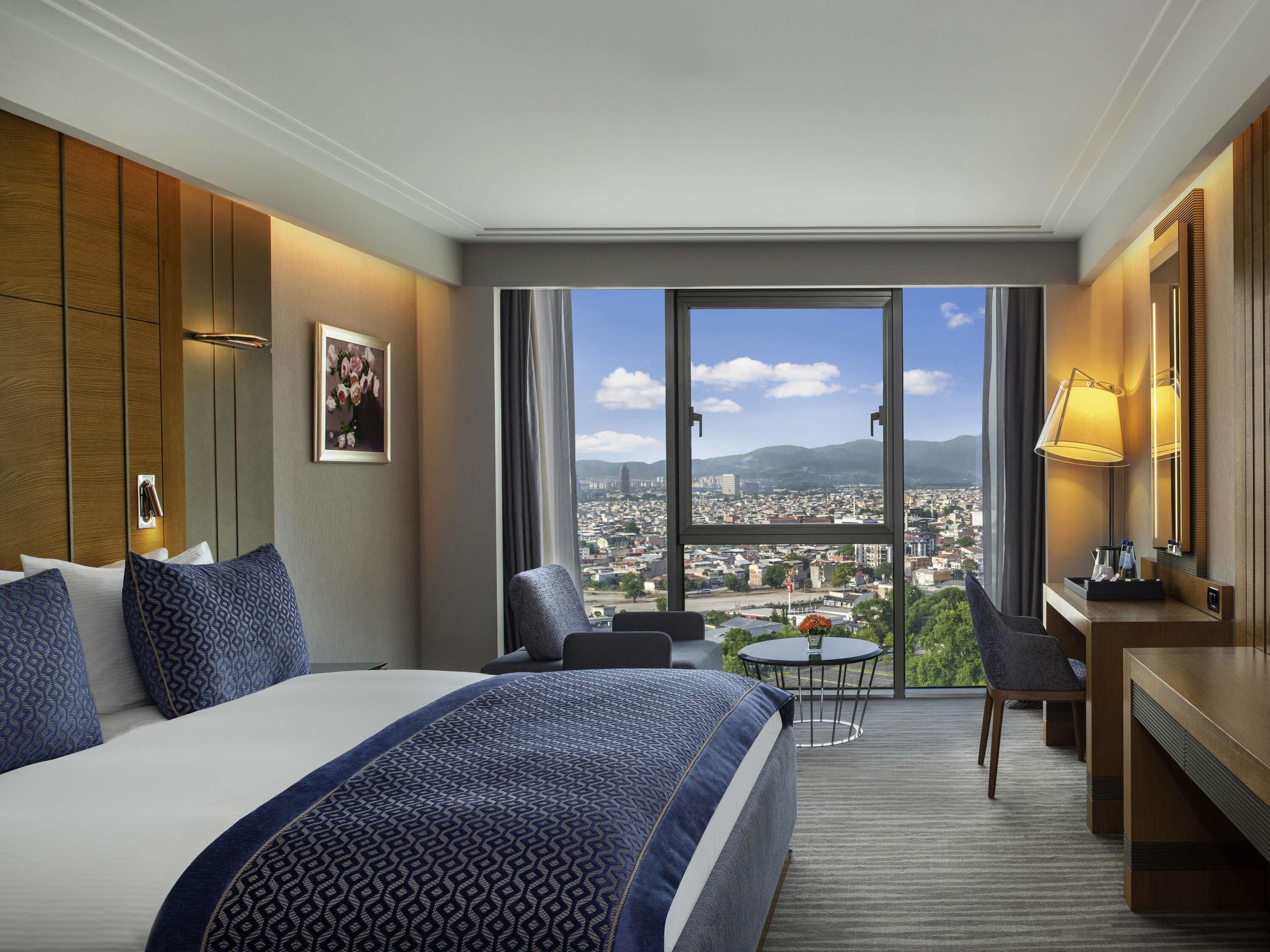 Superior Room, 1 King Bed | 1 bedroom, down comforters, minibar, in-room safe