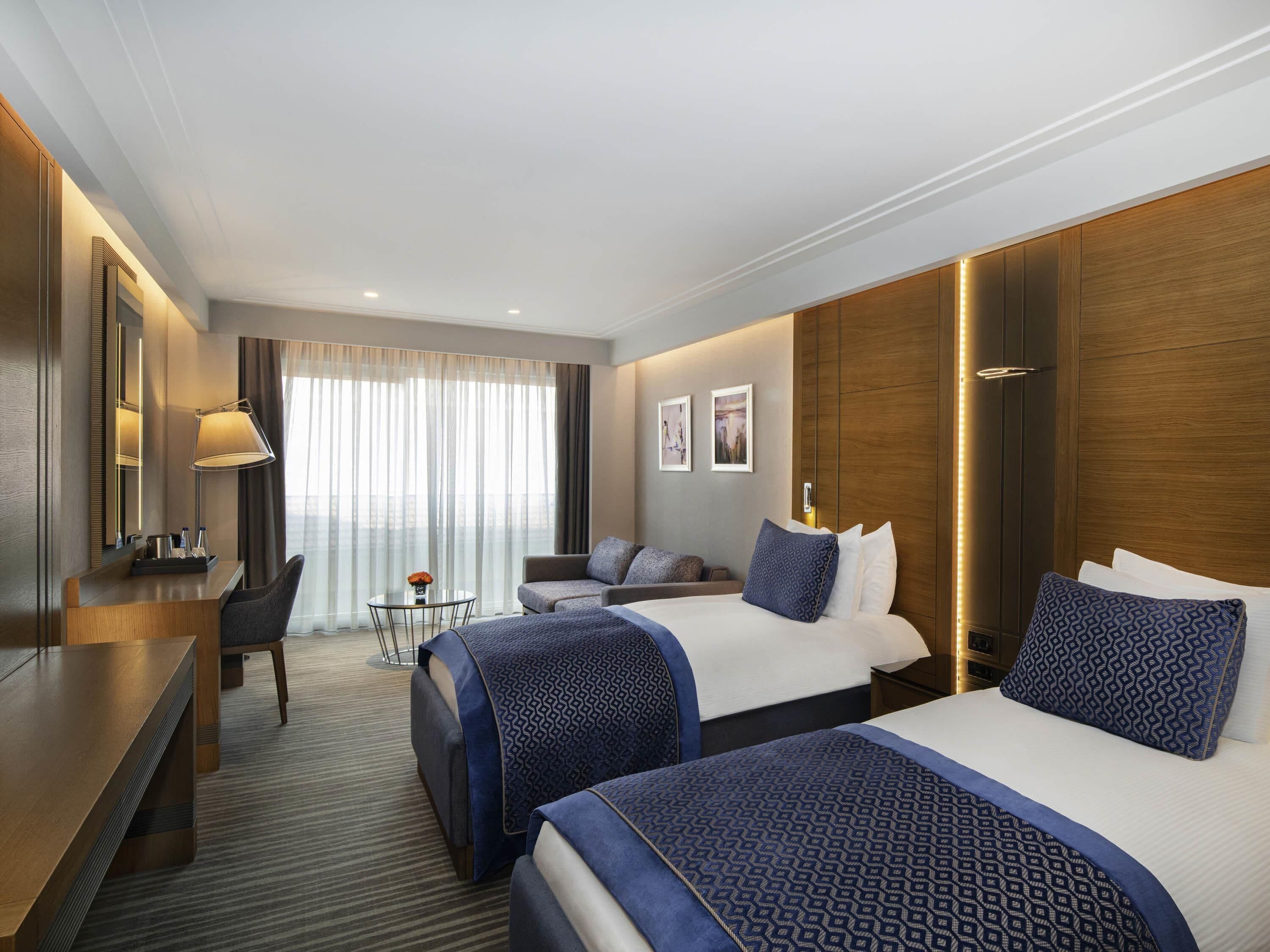 1 bedroom, down comforters, minibar, in-room safe