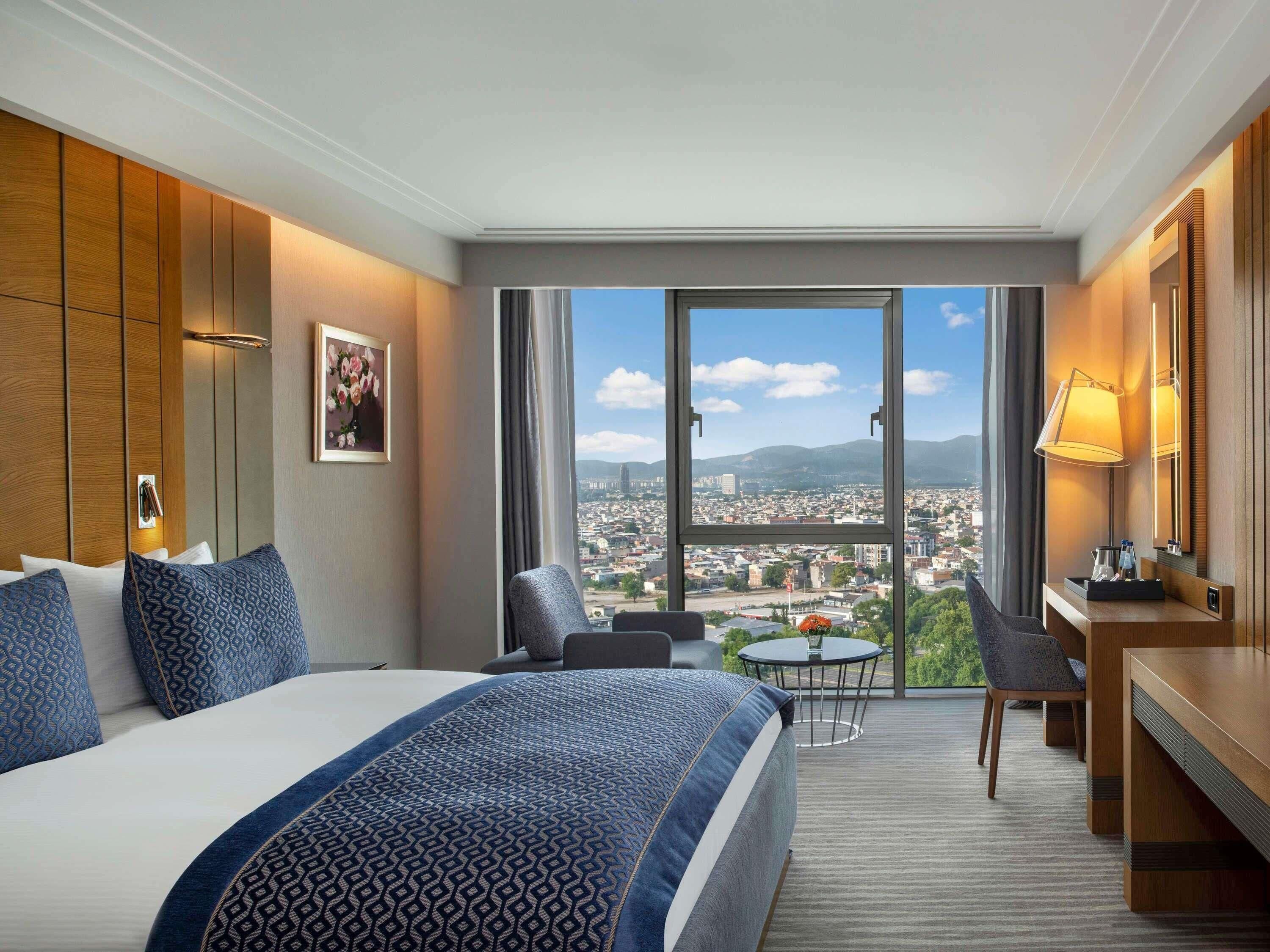 Superior Room, 1 King Bed | 1 bedroom, down comforters, minibar, in-room safe
