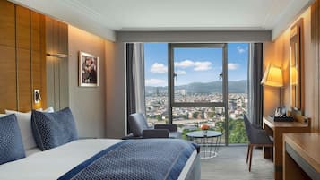 1 chambre, couette en duvet d'oie, minibar