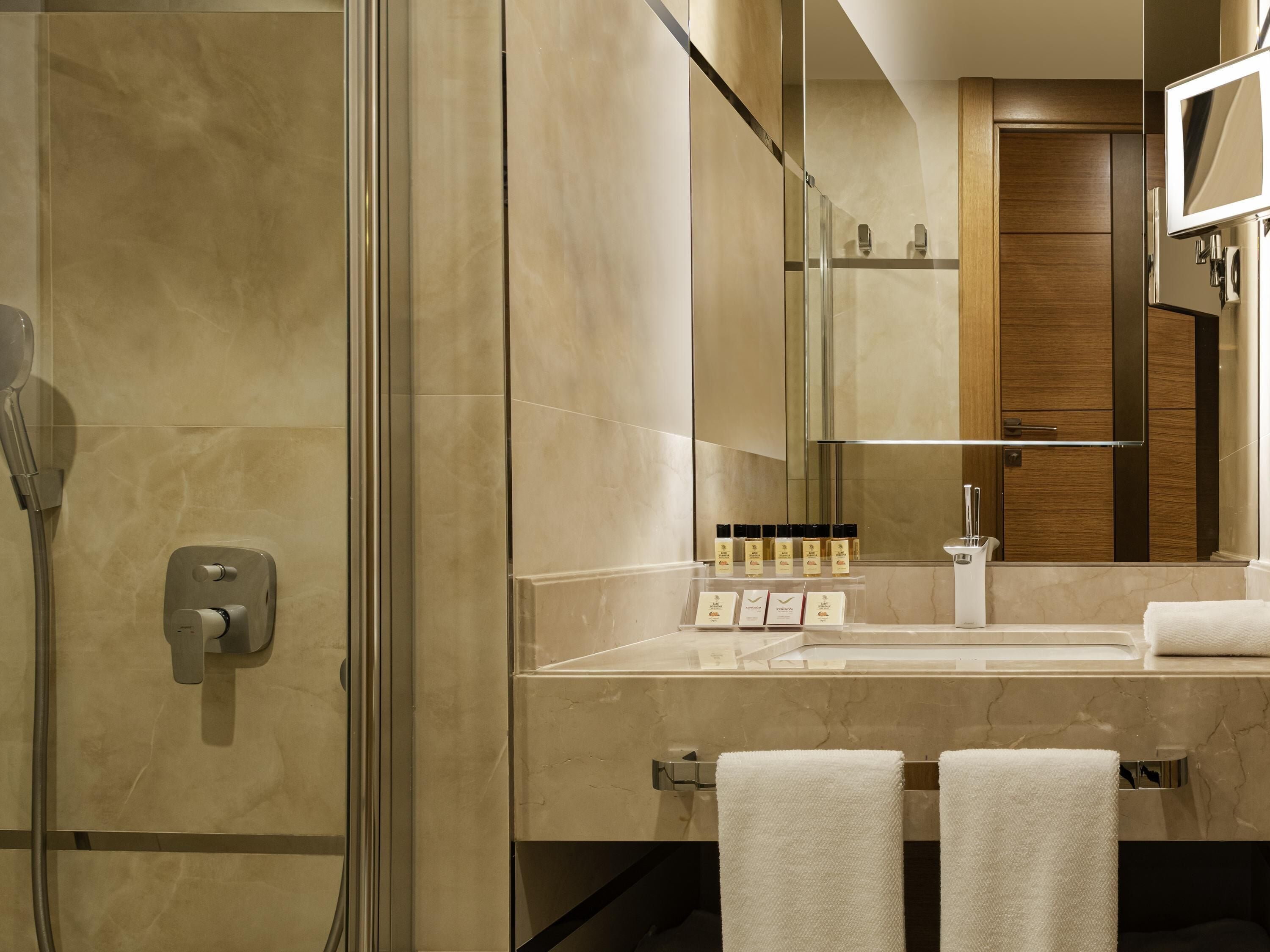 1 bedroom, down comforters, minibar, in-room safe