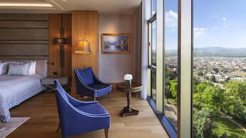 1 slaapkamer, donzen dekbedden, een minibar, een kluis op de kamer