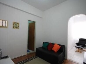 Apartamento standard, 1 quarto | Área de estar