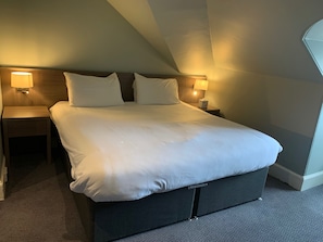 Free WiFi - The Royal Hotel (Elgin)