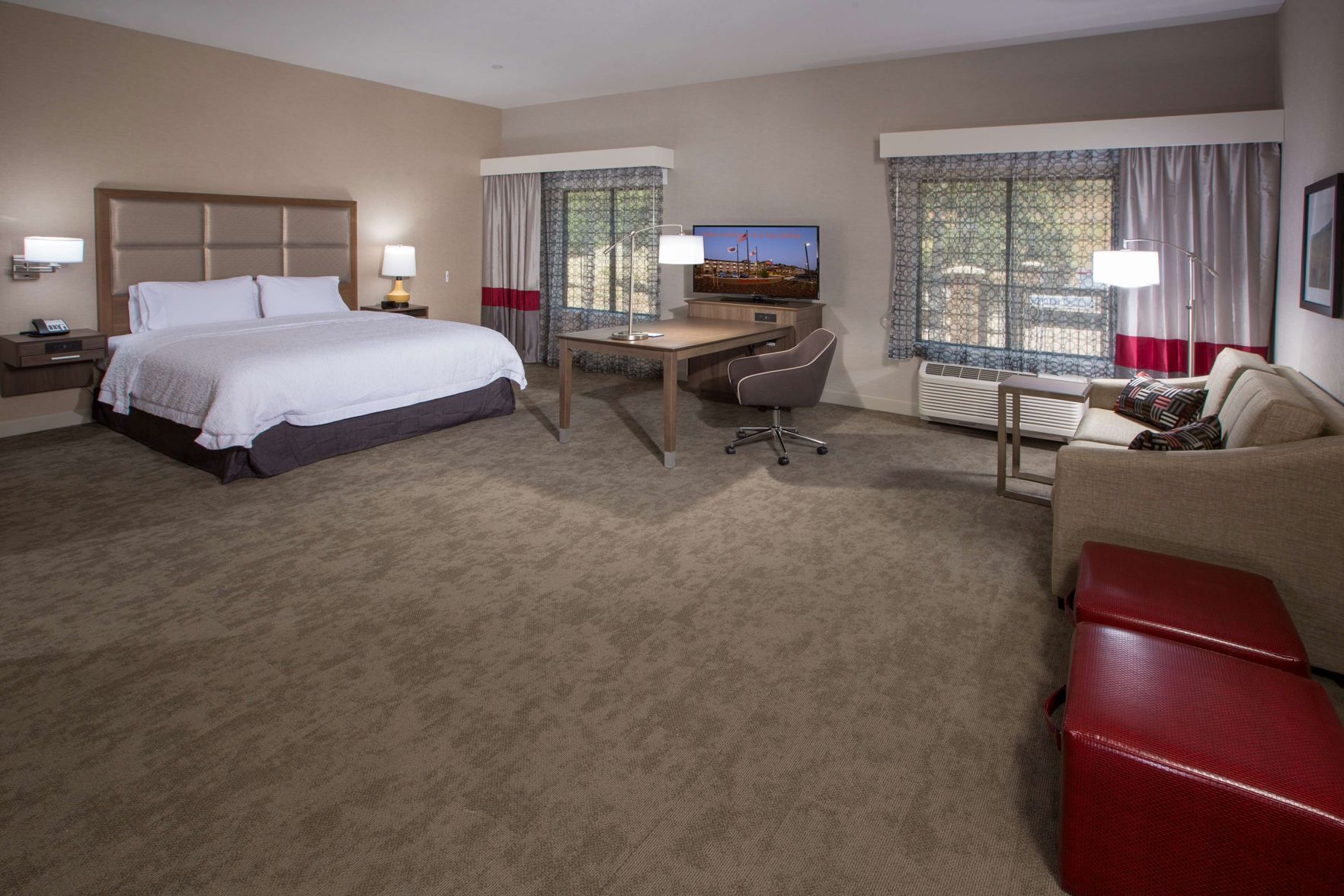 In-room safe, desk, laptop workspace, free WiFi
