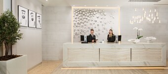 Beach Rotana All Suites