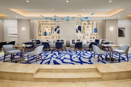 Beach Rotana All Suites - Image 11
